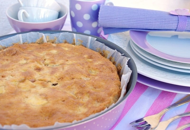 Torta bianca di mele e pere