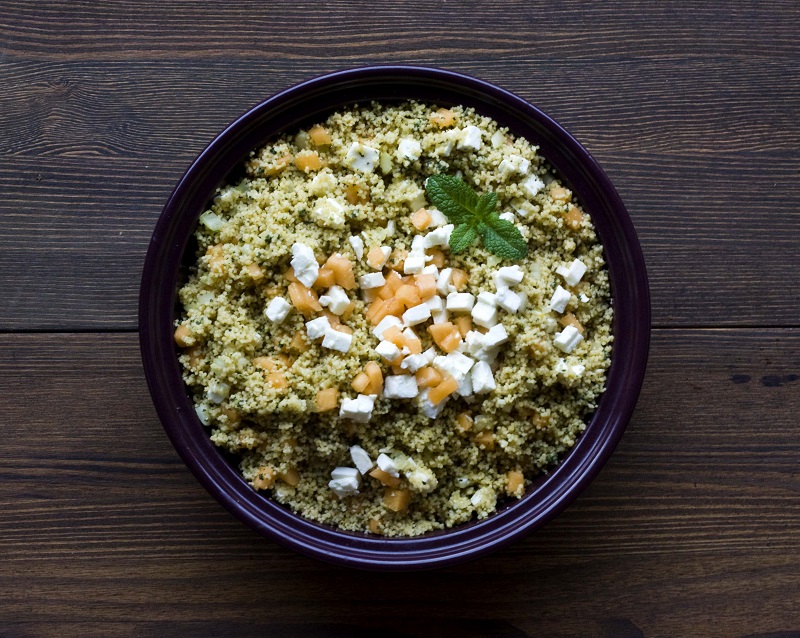 Tabule estivo alla menta con melone e sedano