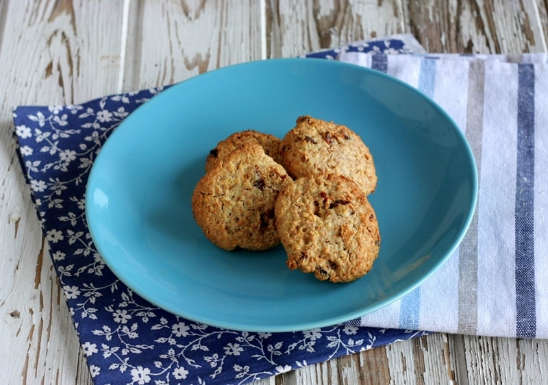 Cookies all’avena con crusca e uvetta