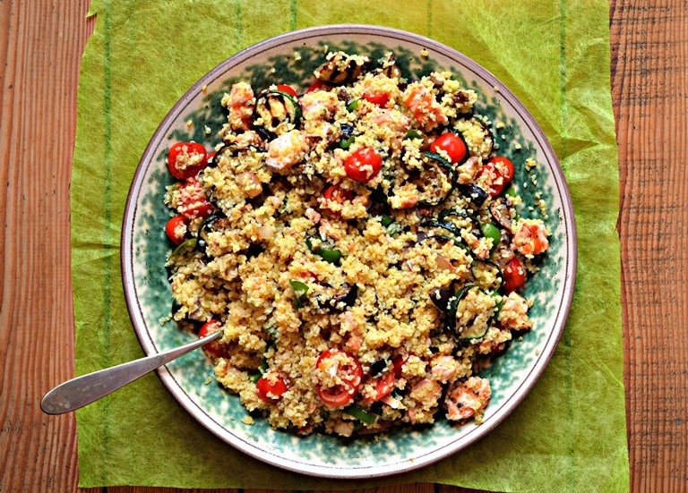 Cous cous con verdure e salmone