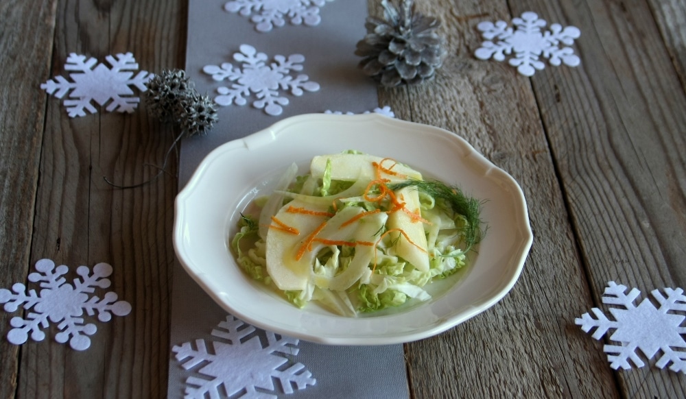 Insalata di cavolo, finocchio e mele