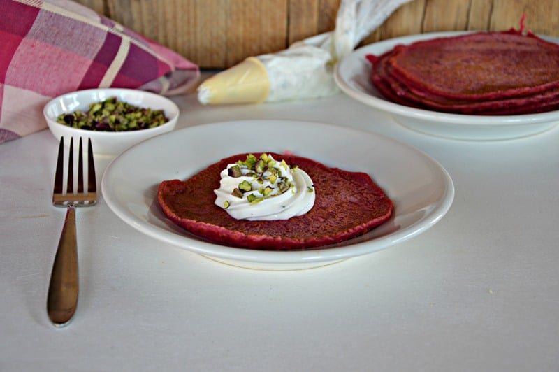 Pancake rosa e yogurt greco