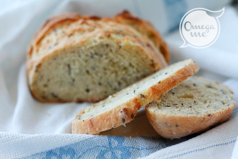 Pane di farro e semi di lino