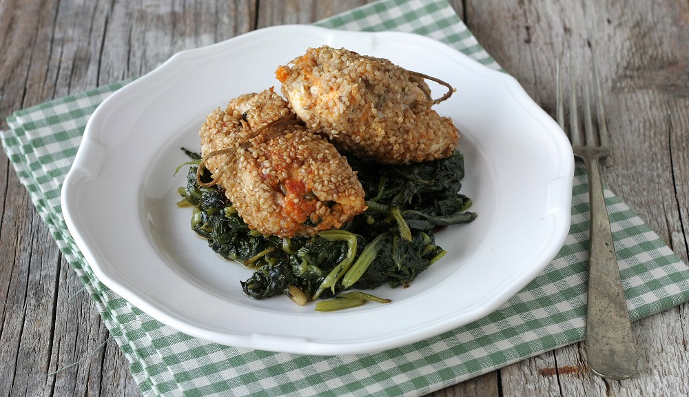Involtini di pollo con zucca biete e sesamo