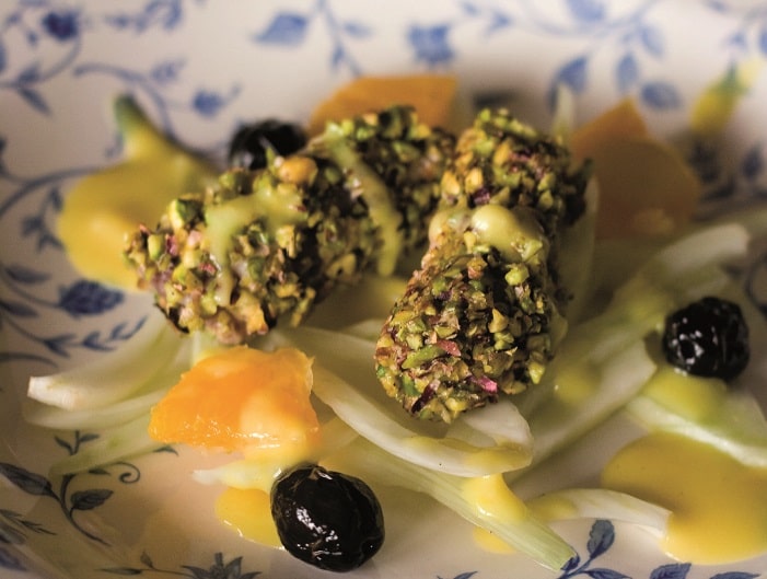 Bastoncini di tacchino ai pistacchi con salsa all’arancia