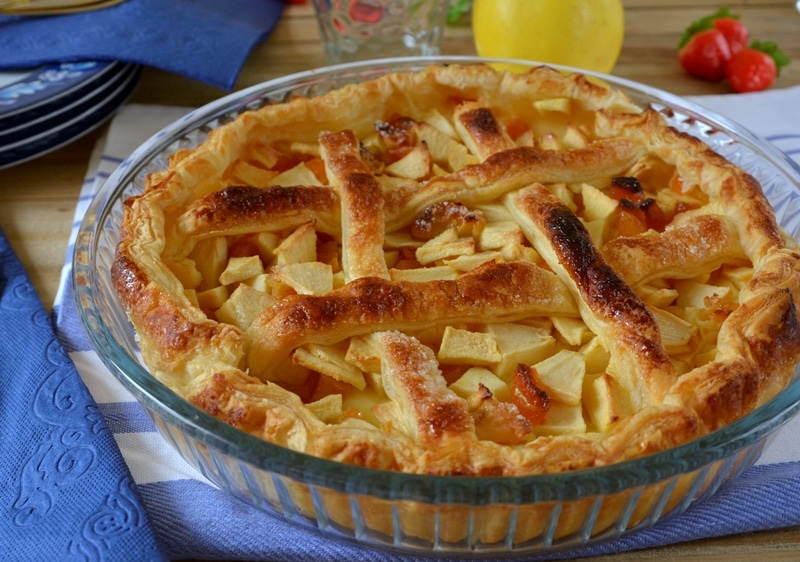 Torta in sfoglia di mele ed albicocche