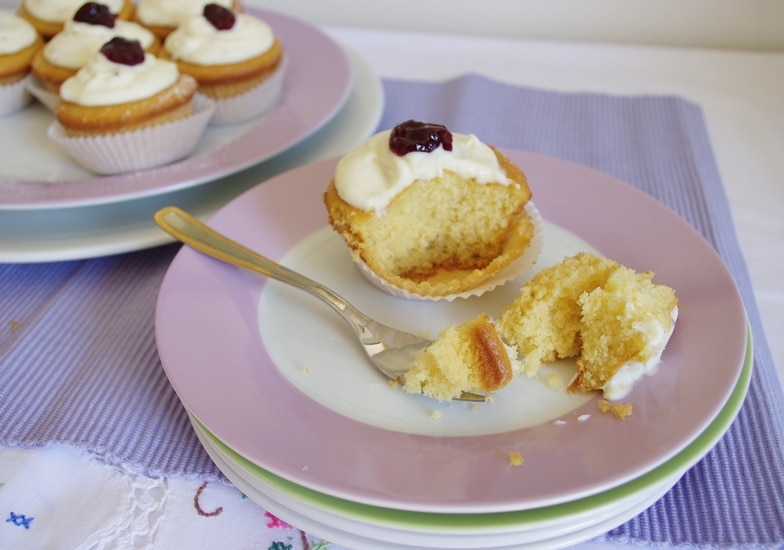 Cupcakes con frosting al cardamomo