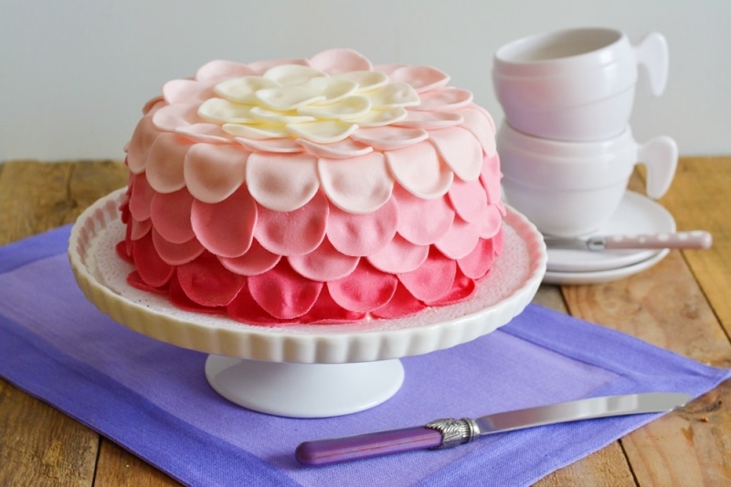 Torta di petali per la festa della mamma
