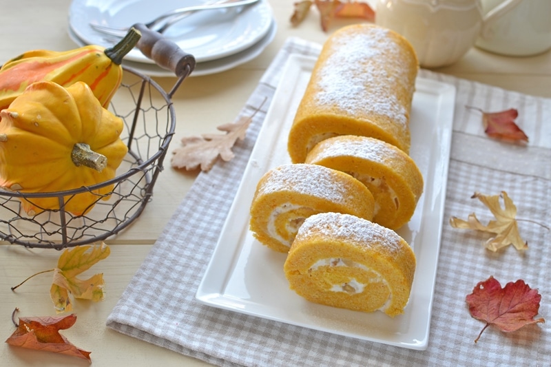 Rotolo morbido zucca yogurt e noci
