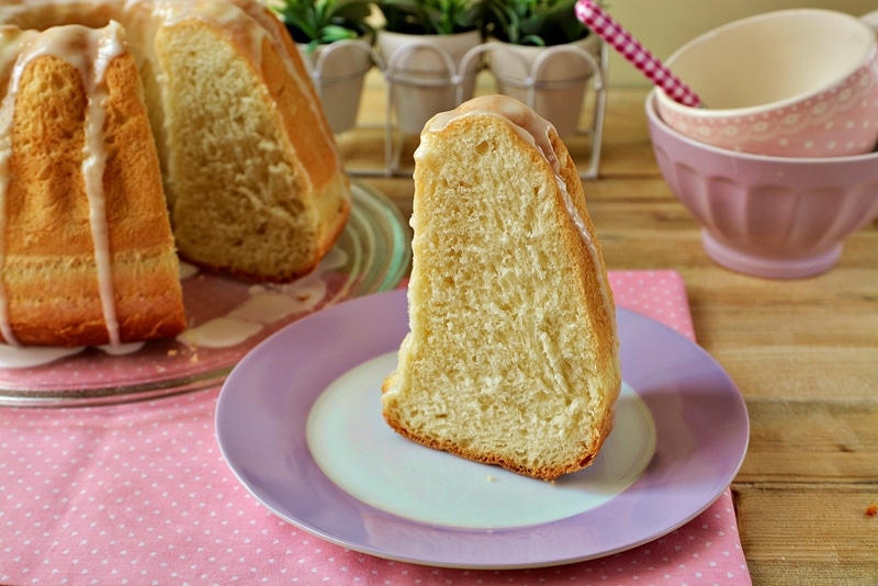 Ciambella di panbrioche al limone