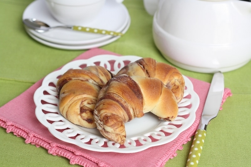Brioches sfogliate al cacao