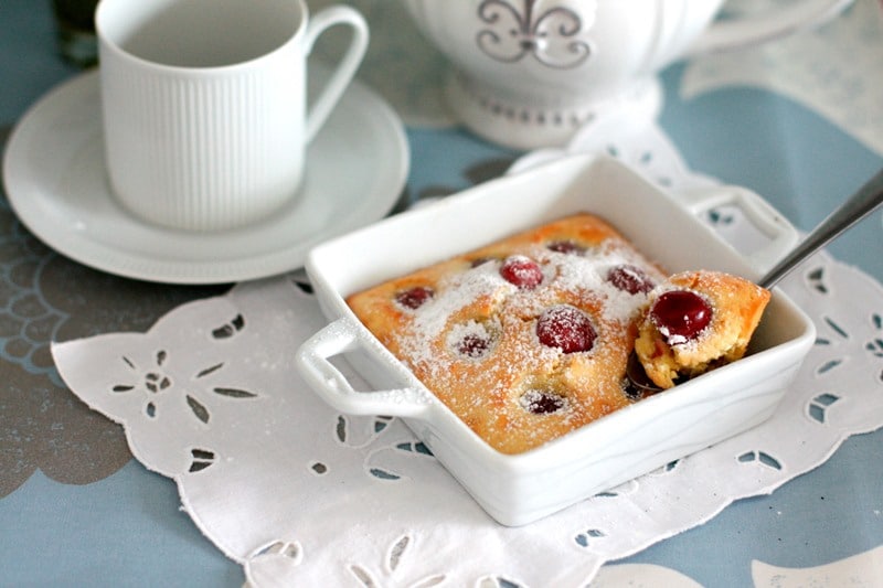 Clafoutis di ciliegie e vaniglia