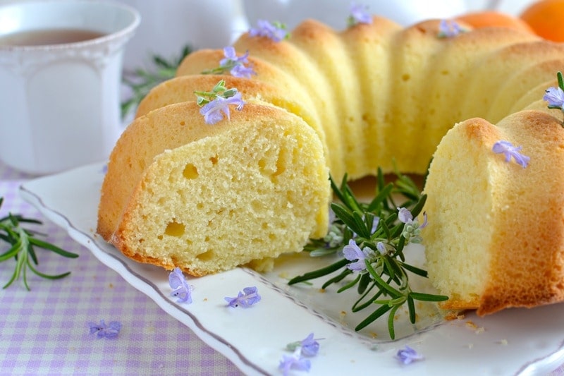 Ciambella aromatica miele, yogurt e arancia