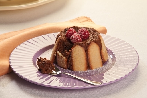 Mini Charlotte di mousse al cioccolato con lingue di gatto