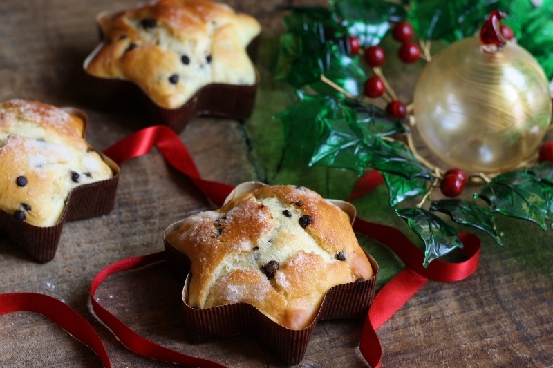Stelle di Natale con gocce di cioccolato