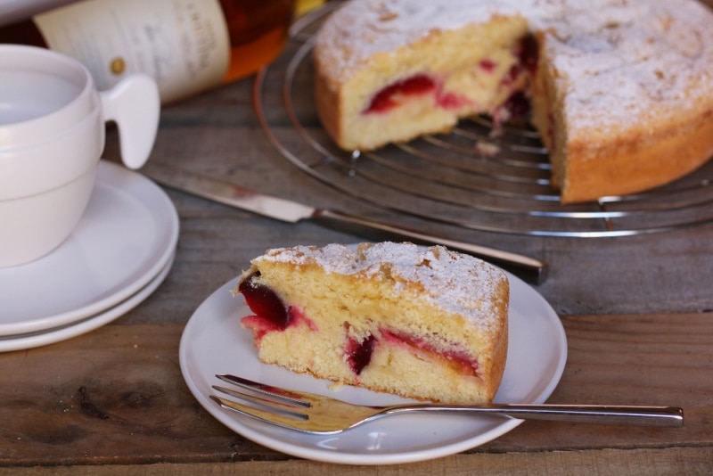 Torta soffice alle prugne
