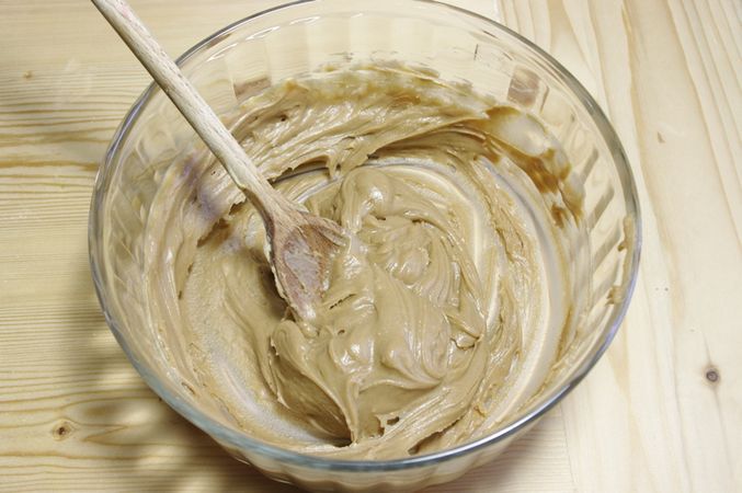 Torta sette veli: preparare la crema di nocciole
