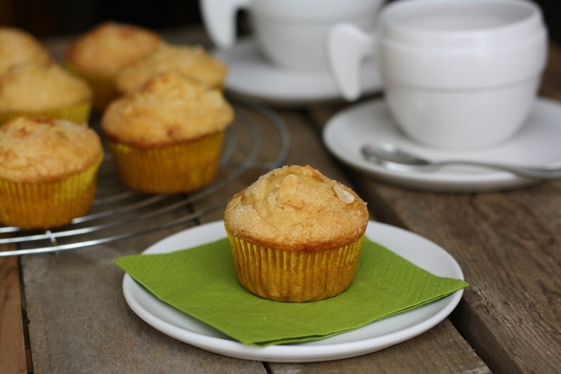 Muffin mandorlati al farro
