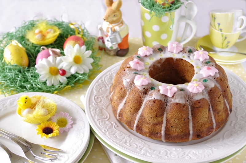 Ciambella di banane e nocciole al profumo di lime