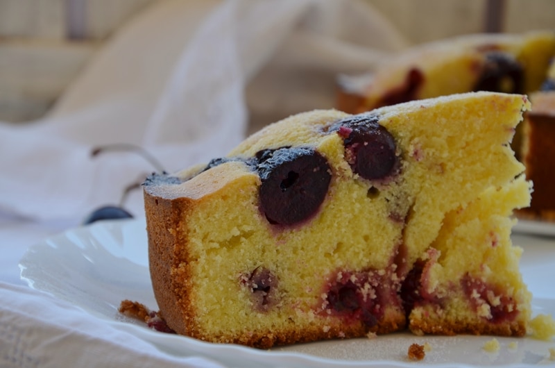 Torta soffice alle ciliegie
