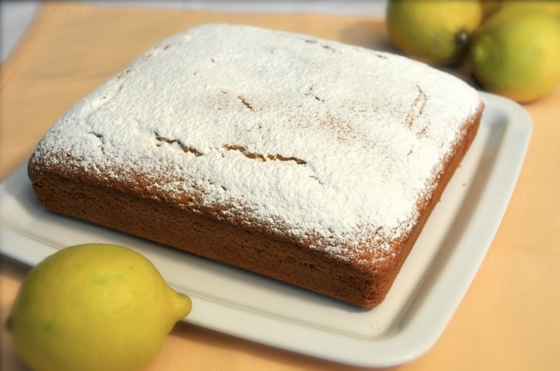 Torta soffice al limone e yogurt