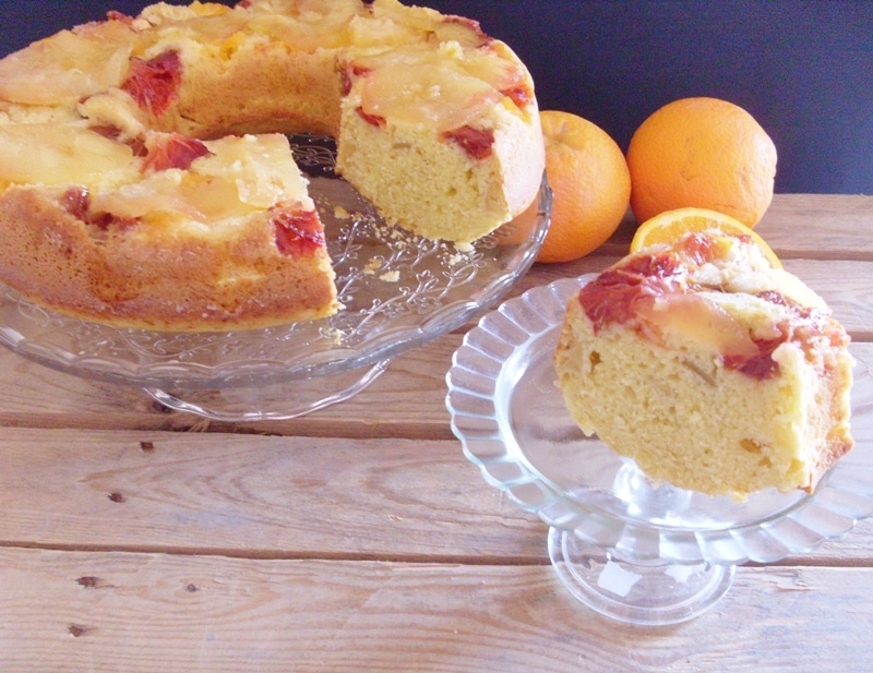 Ciambella di frutta caramellata