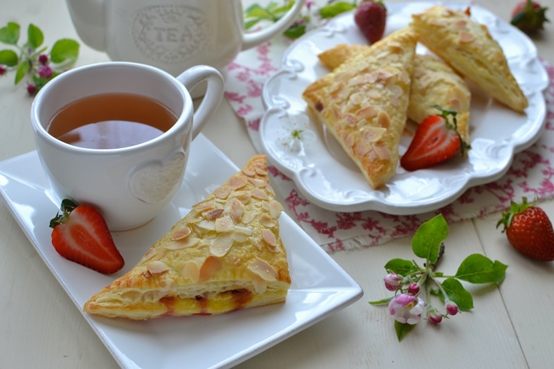 Sfoglie fragole, ricotta e cioccolato