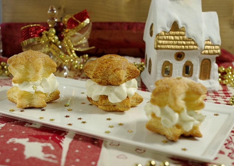 Stelle di sfoglia con panna montata