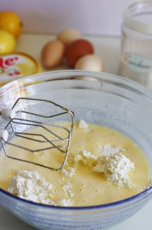 Ciskei con ricotta - successivamente aggiungere la ricotta, il succo e la scorza di limone