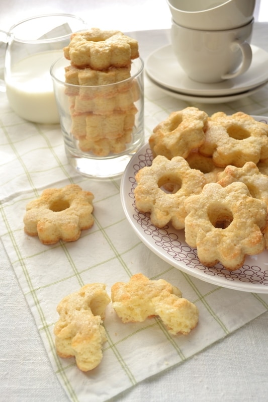 Biscotti alla panna