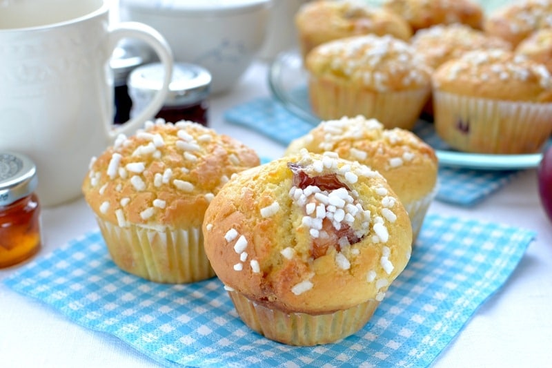 Muffin alle nettarine e cioccolato bianco