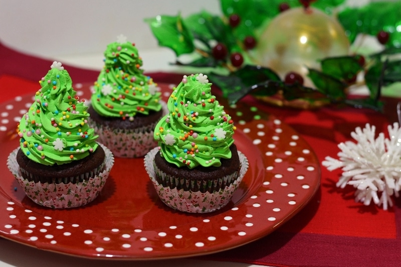 Biscotti Di Natale E Cupcakes Natalizi.Cupcake Alberelli Di Natale Ricette Dolci Natalizi Valle Italia