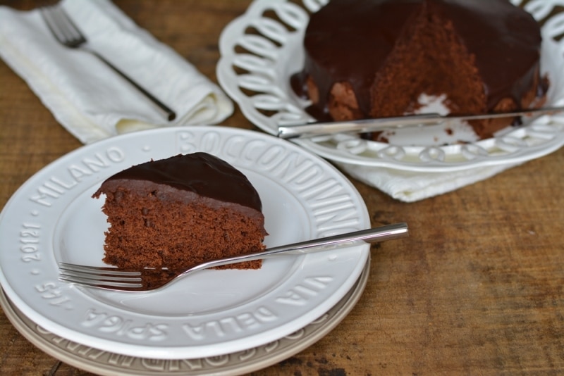 Torta glassata al cioccolato