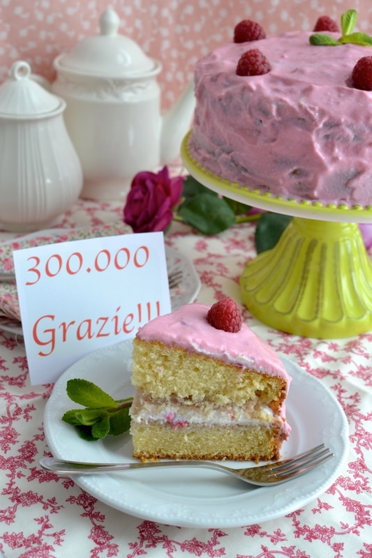 Torta ricotta e lamponi 300.000 amici