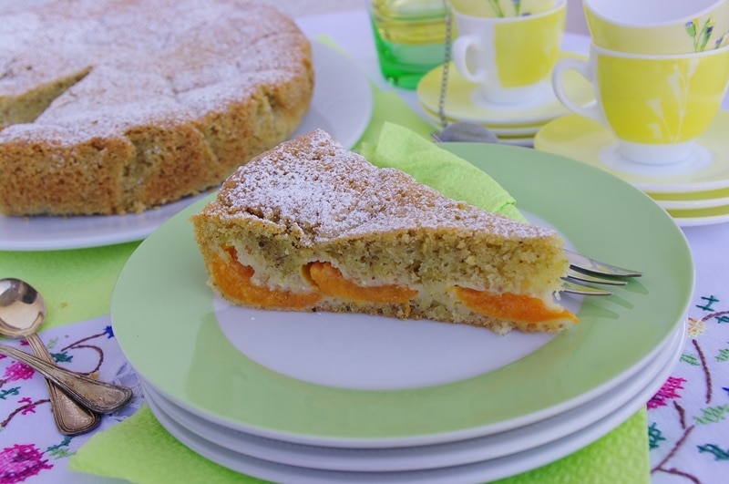 Torta albicocche e pistacchi