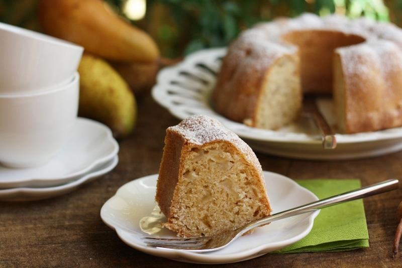Ciambella alle pere e cannella