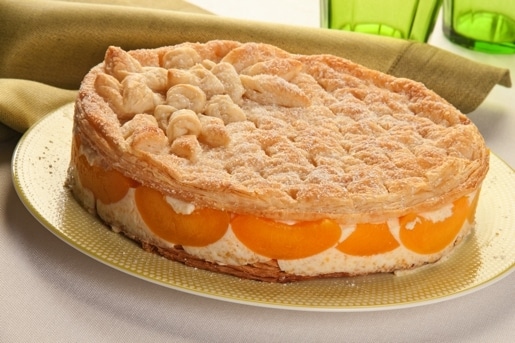 Torta di mousse di pesche sciroppate “Torta morbida”