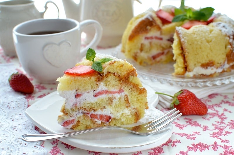 Charlotte alle fragole e yogurt