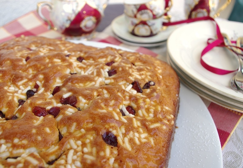 Torta al cioccolato bianco e mirtilli