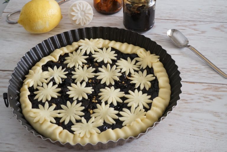Crostata di marmellata di ciliegie e limone 5