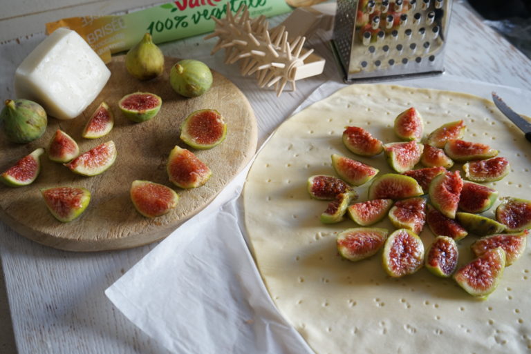 Galette di brisée con fichi e caprino 3