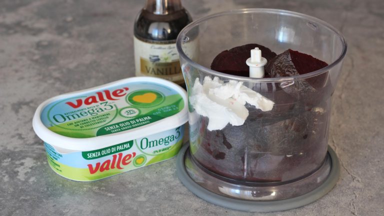 3-red-velvet-cake-barbabietola