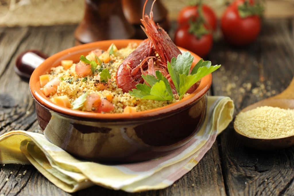 Cous cous con ceci e gamberi rossi