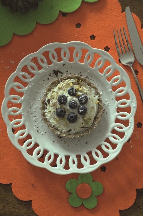 Cestini di frolla al caffè con ricotta al cardamomo