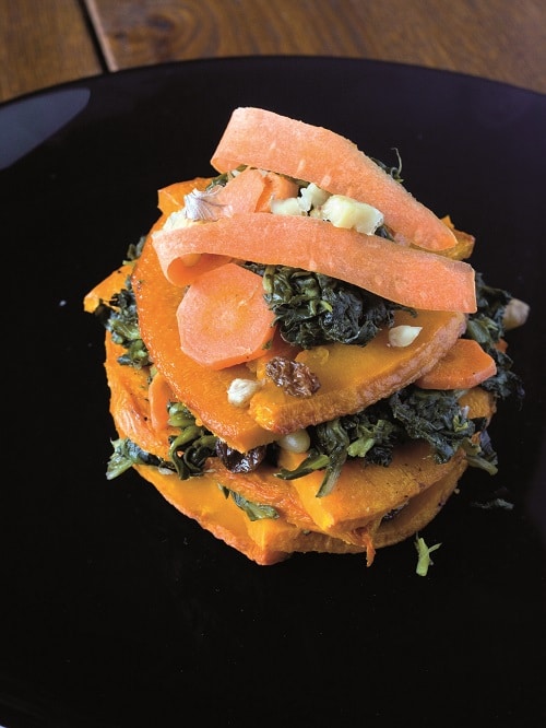 Millefoglie di zucca e bietoline con noci e pinoli