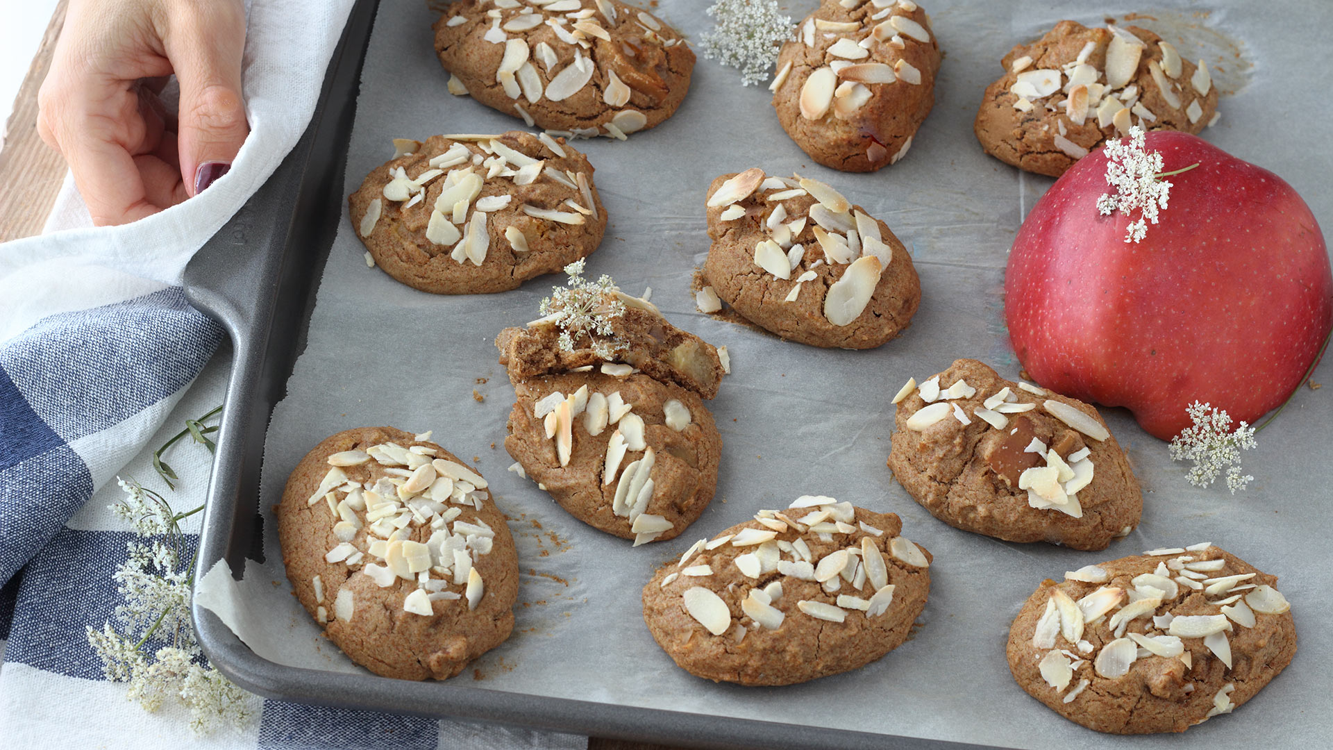 Biscotti rustici alle mele