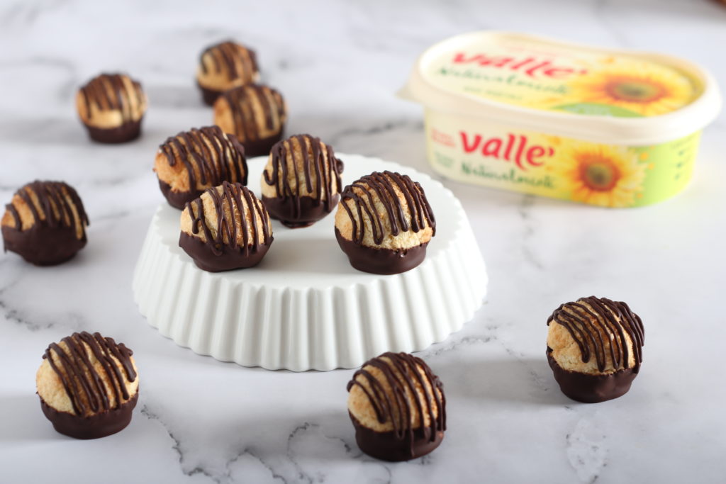 Biscottini al cocco e cioccolato