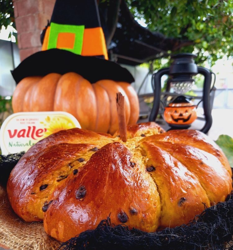 Pan brioche alla zucca e gocce di cioccolato