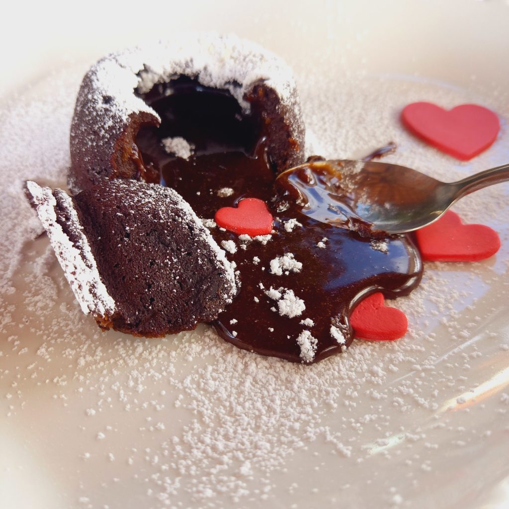 Tortino al cioccolato all’arancia e cannella