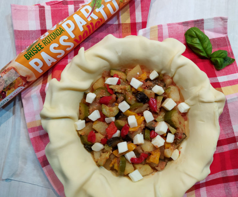 torta salata con cianfotta napoletana